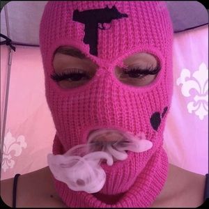 Meet your Posher, Young dagger dick